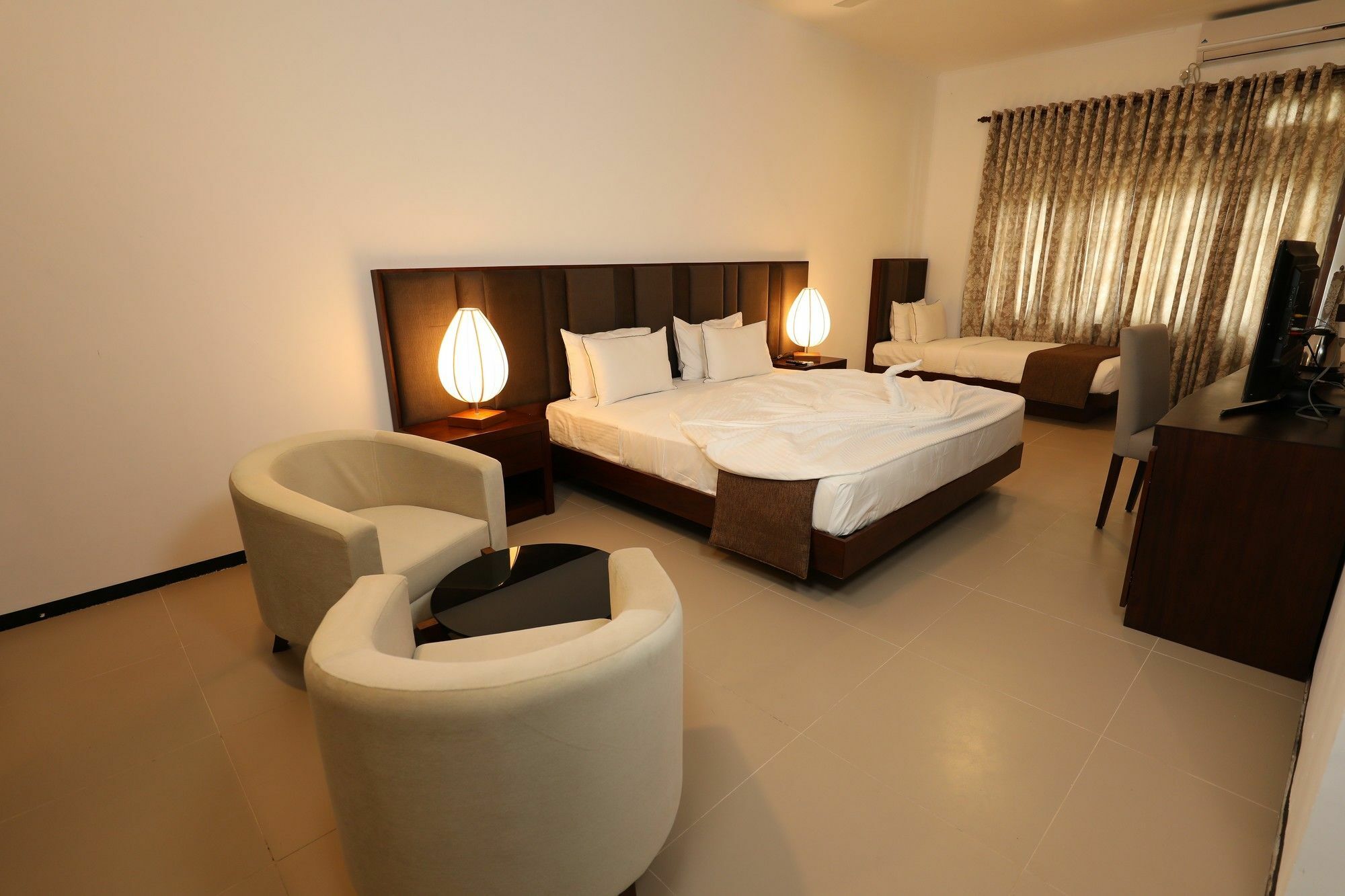 โจส์ รีสอร์ต เบนโตตา Hotel ภายนอก รูปภาพ