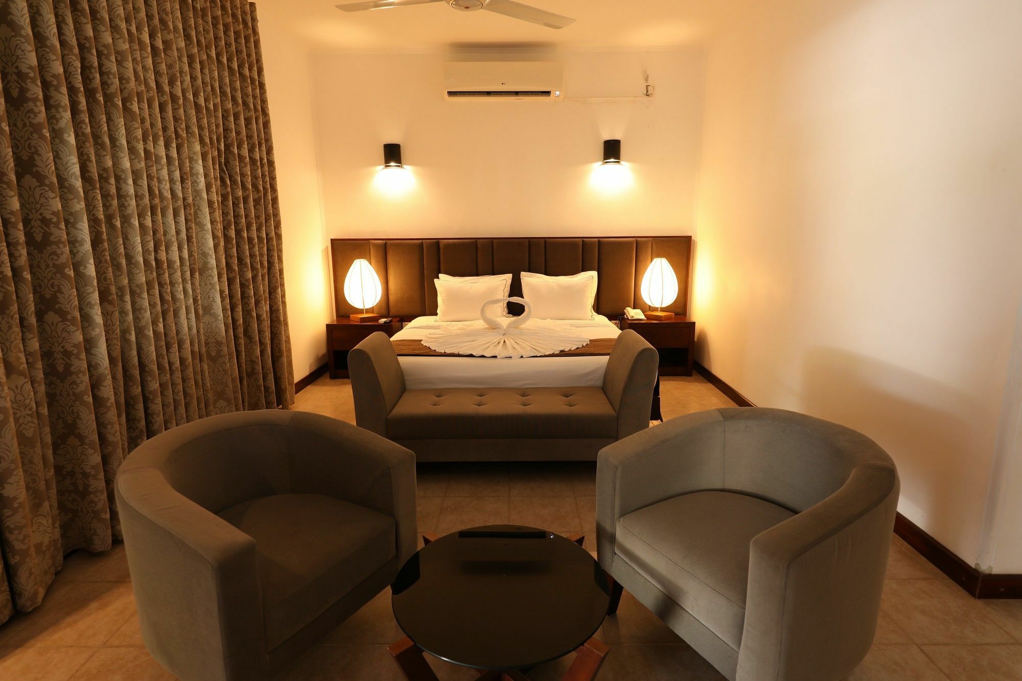 โจส์ รีสอร์ต เบนโตตา Hotel ภายนอก รูปภาพ